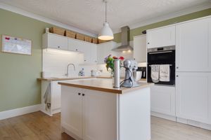 Kitchen/Diner- click for photo gallery